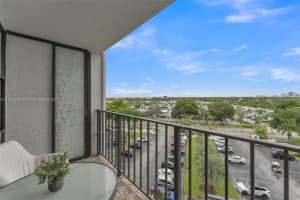 1000 Parkview Dr 723 Hallandale Beach, FL 33009 - MLS#A11873996