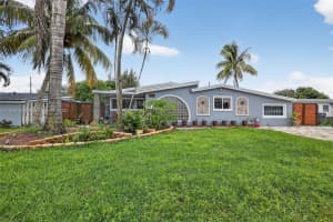 7120 Wilson St, Hollywood, FL 33024, - MLS#A11874004