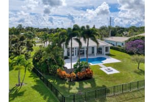 18573 Lakeside Gardens Dr, Jupiter, FL 33458 - MLS#A11874031