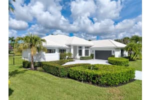 18573 Lakeside Gardens Dr, Jupiter, FL 33458 - MLS#A11874031