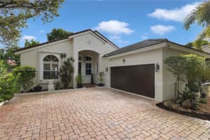 19015 SW 25th Ct, Miramar, FL 33029 - MLS#A11874039