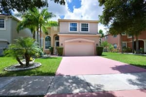 9770 Scribner Ln, Wellington
