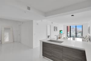 330 Sunny Isles Blvd 5-805, Sunny Isles Beach, FL 33160 - MLS#A11874059