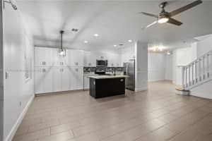 4859 NW 55th Pl, Tamarac, FL 33319 - MLS#A11874090