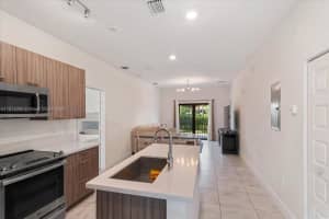 4636 NW 84th Ave 13, Doral, FL 33166 - MLS#A11874098