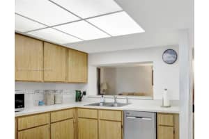 9510 Seagrape Dr 101 Davie, FL 33324 - MLS#A11874103