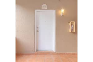 5698 W 25th Ct 5698, Hialeah, FL 33016 - MLS#A11874113