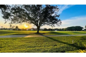 30 Windsor Ln, Palm Beach Gardens