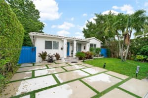 3925 SW 61st Ave, Miami, FL 33155 - MLS#A11874198