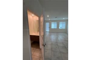 10295 NW 64th Ter 102, Doral, FL 33178 - MLS#A11874212