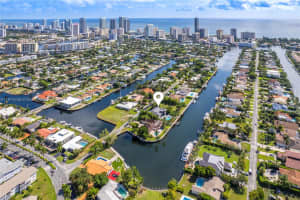 461 Poinciana Dr, Hallandale Beach, FL 33009 - MLS#A11874236