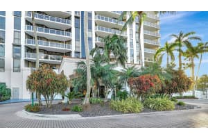 3598 Yacht Club Dr 1901, Aventura
