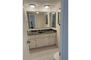 4140 NW 44th Ave 411, Lauderdale Lakes, FL 33319 - MLS#A11874255