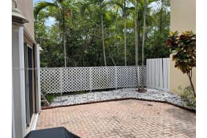 1095 Weeping Willow Way, Hollywood, FL 33019 - MLS#A11874296