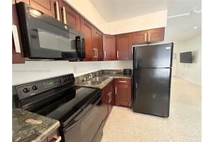 2441 NW 9th Ter 1, Wilton Manors, FL 33311 - MLS#A11874349