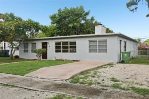 219 Sw 21st Way Fort Lauderdale, FL 33312 - MLS#A11874429
