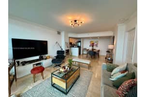 800 Claughton Island Dr 1003, Miami, FL 33131 - MLS#A11874435