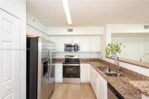 1155 Brickell Bay Dr 609 Miami, FL 33131 - MLS#A11874446