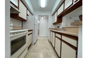 5740 Rock Island Rd 273, Tamarac
