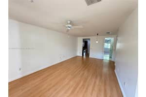 323 SW 13th Ter 323, Fort Lauderdale, FL 33312 - MLS#A11874455