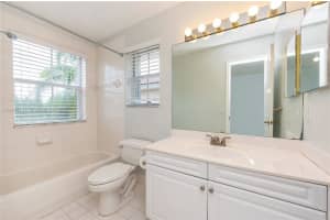 1571 Seagrape Way 1571, Hollywood