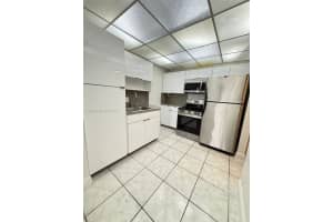 13499 Biscayne Blvd 811, North Miami