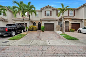 22084 Sw 93rd Pl, Cutler Bay