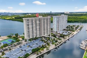 300 Bayview Dr 1009 Sunny Isles Beach, FL 33160 - MLS#A11874480