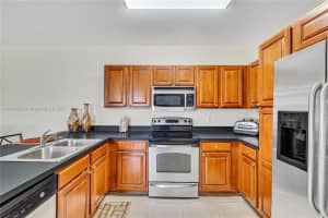 7400 Palomino Dr 522-5, Davie, FL 33024 - MLS#A11874485