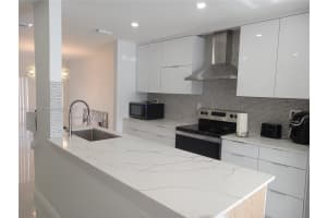8224 NW 9th Ct 3, Plantation, FL 33324 - MLS#A11874487