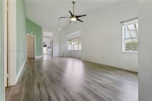 1141 Sw 111th Way, Davie
