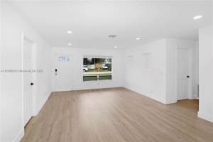 610 NW 38th Ct, Deerfield Beach, FL 33064 - MLS#A11874503