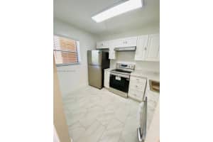10310 Nw 8th St 102, Pembroke Pines