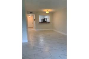 10310 NW 8th St 102, Pembroke Pines, FL 33026 - MLS#A11874528