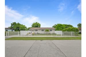 11341 SW 203rd Ter, Miami, FL 33189 - MLS#A11874541