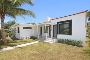 7801 Byron Ave B, Miami Beach, FL 33141 - MLS#A11874550