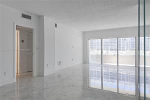 1985 S Ocean Dr 2C, Hallandale Beach, FL 33009 - MLS#A11874566