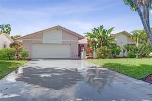10682 Nw 6th St, Coral Springs