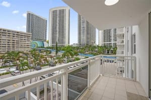 1849 S Ocean Dr 407 Hallandale Beach, FL 33009 - MLS#A11874615