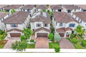 3298 W 96th Pl, Hialeah, FL 33018 - MLS#A11874638