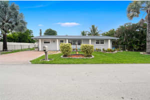 7951 NW 11th St, Pembroke Pines, FL 33024 - MLS#A11874642