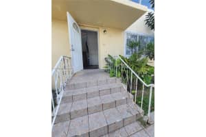 895 80th St C, Miami Beach, FL 33141 - MLS#A11874659