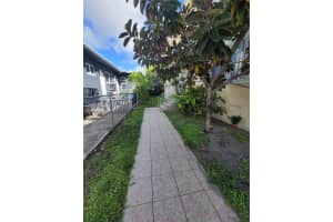 895 80th St C, Miami Beach, FL 33141 - MLS#A11874659