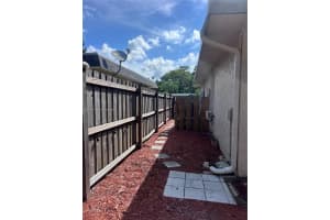 8001 NW 74th Ter REAR, Tamarac, FL 33321 - MLS#A11874667