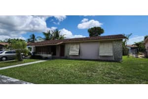 15235 SW 108th Ct, Miami, FL 33157 - MLS#A11874669