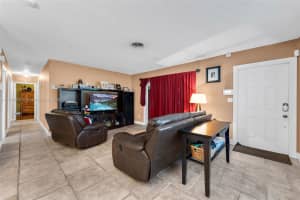 9730 SW 159th St, Miami, FL 33157 - MLS#A11874675