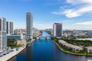 1000 Parkview Dr 805, Hallandale Beach, FL 33009 - MLS#A11874684