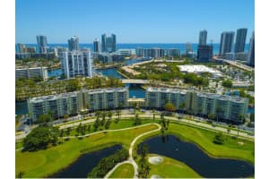 1000 Parkview Dr 805, Hallandale Beach, FL 33009 - MLS#A11874684