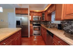 5900 NW 17th Pl 211, Sunrise, FL 33313 - MLS#A11874686