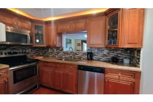 5900 NW 17th Pl 211, Sunrise, FL 33313 - MLS#A11874686